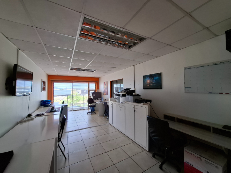 To Let commercial Property for Rent in Marconi Beam Industria Western Cape